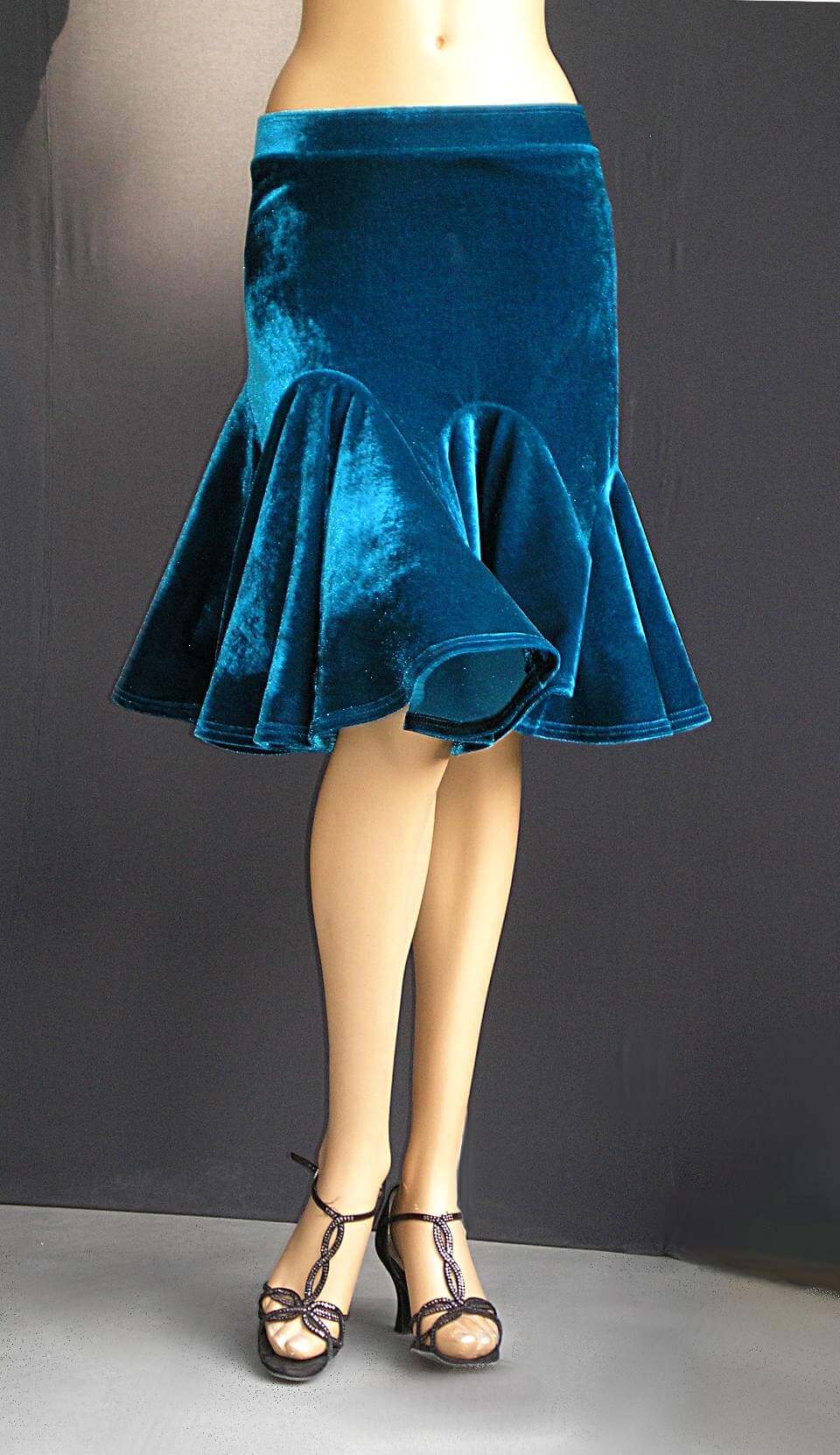 td-012 velvet tango skirt